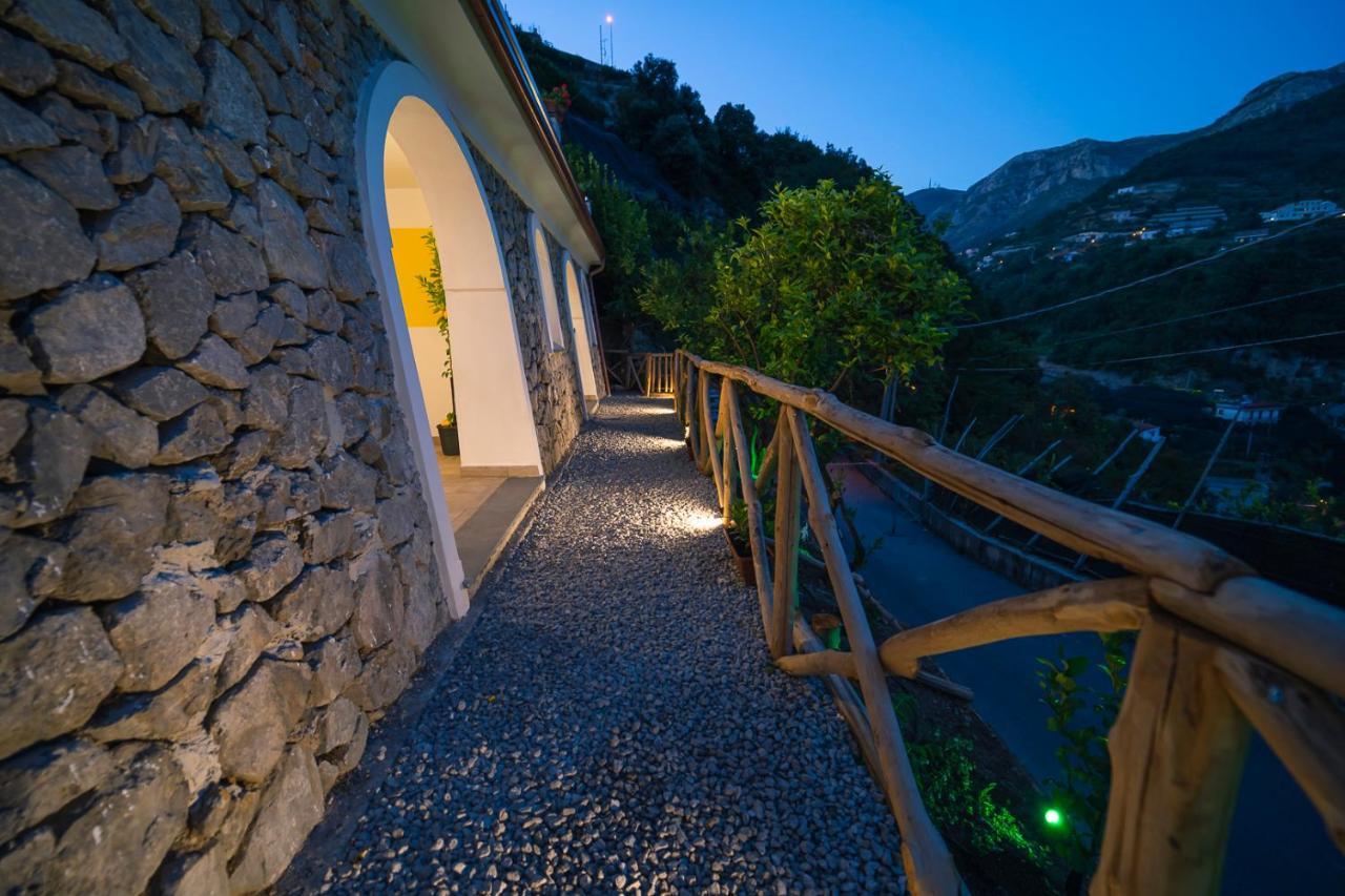 Tra Sole E Limoni Apartments Tramonti Buitenkant foto
